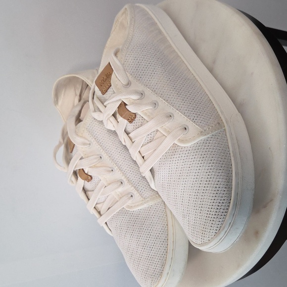 OluKai Shoes - OluKai White Mesh Shoes Size 9.5
